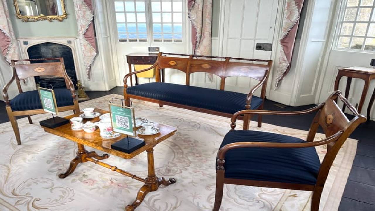 London: Small Group Cotswolds Day Trip Including Bourton-on-the-Water