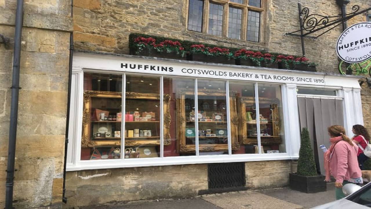 London: Small Group Cotswolds Day Trip Including Bourton-on-the-Water