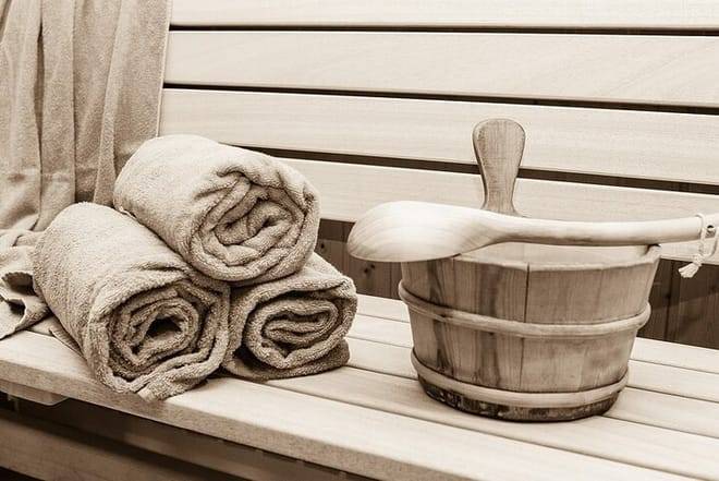 Private Lakeside Sauna Experience 