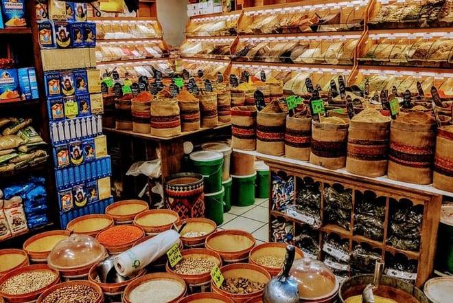 Course julien world's coolest district & Noailles Exotic market