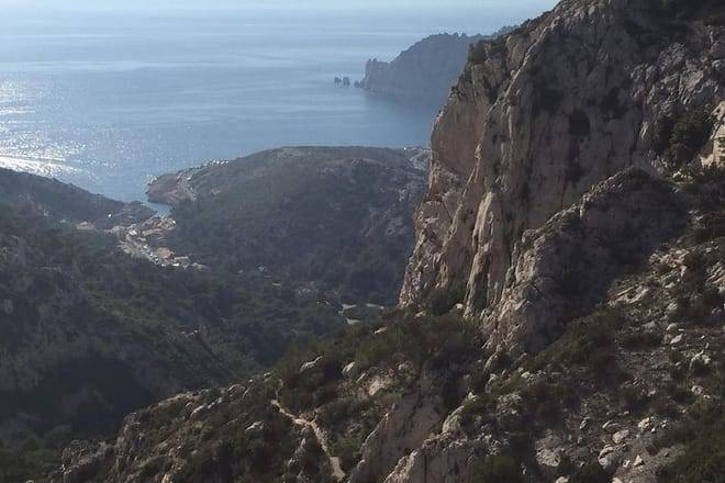 Panoramic hike on Marseille from Les Calanques