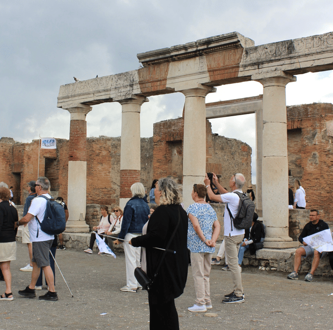 Pompeii Tour: Explore the Ruins from Naples. Driver, Guide and Ticket Included