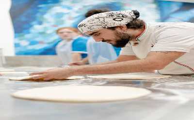 Private Pizza Making Class: Learn the Secret Dough Recipe. Appetizers and Drinks Included