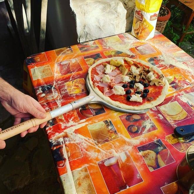 Pizza and Tiramisù Cooking Class from Siena