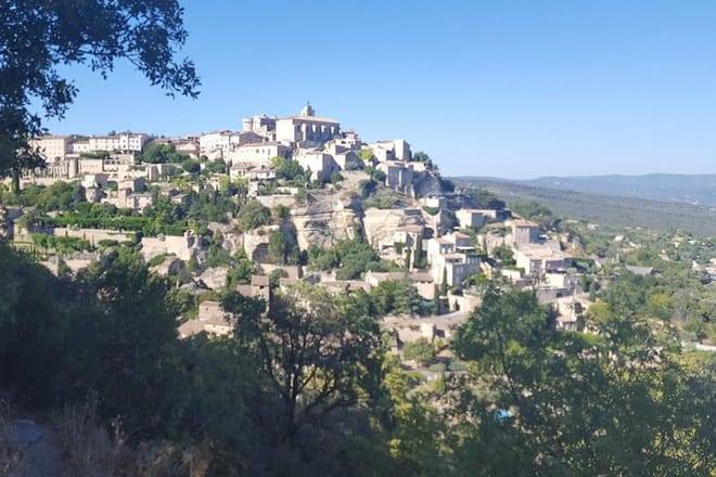 Private Avignon Gordes and Roussillon Full Day Tour