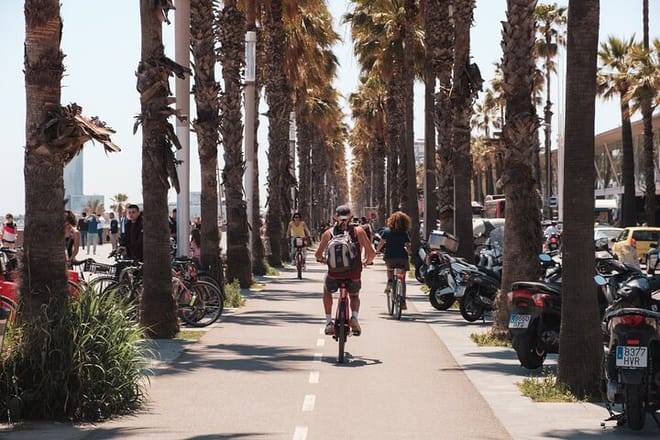 Private 3-Hour Barcelona Bike Tour: Highlights and Hidden Gems