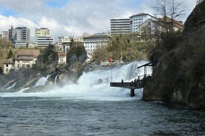 Stein am Rhein and Rhine Waterfalls Day Trip from Zürich