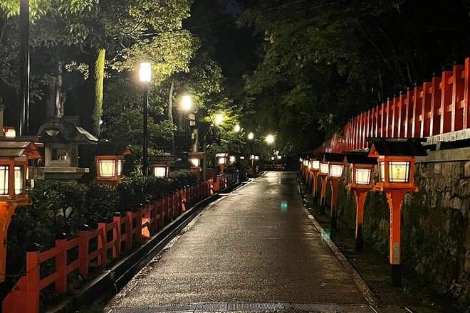 Gion Night Tour Stories of Geisha and Maiko