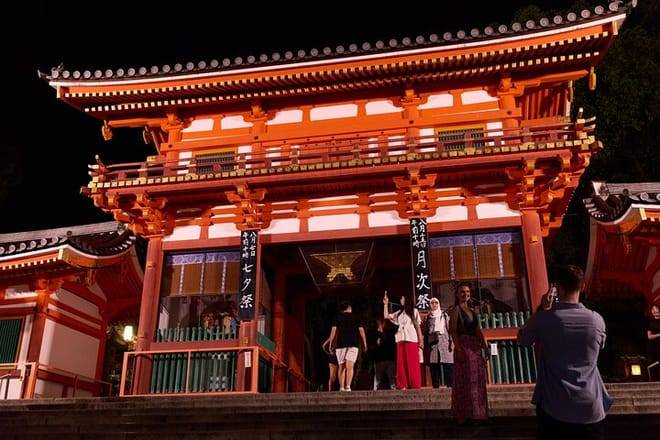 Kyoto Gion Geisha District Walking Tour - The Stories of Geisha