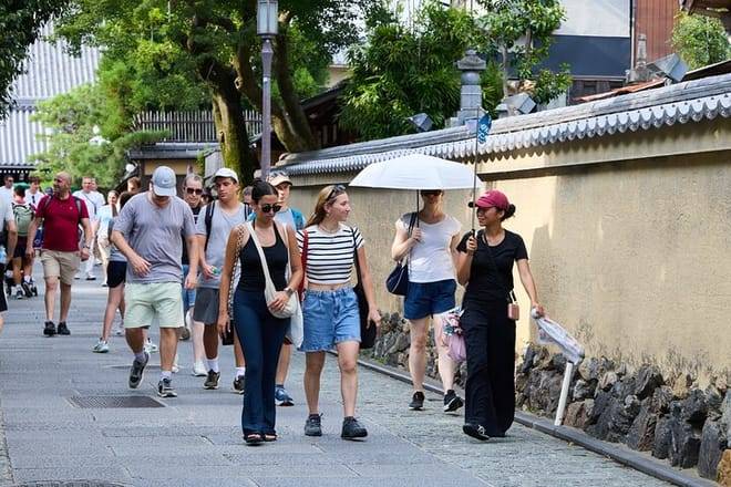 Kyoto Highlights Walking Tour for First-Time Visitors