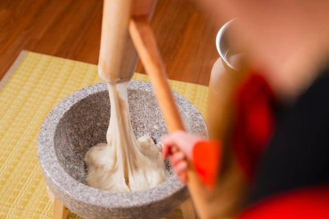 Kyoto Traditional Mochi Pounding Experience with Tasting